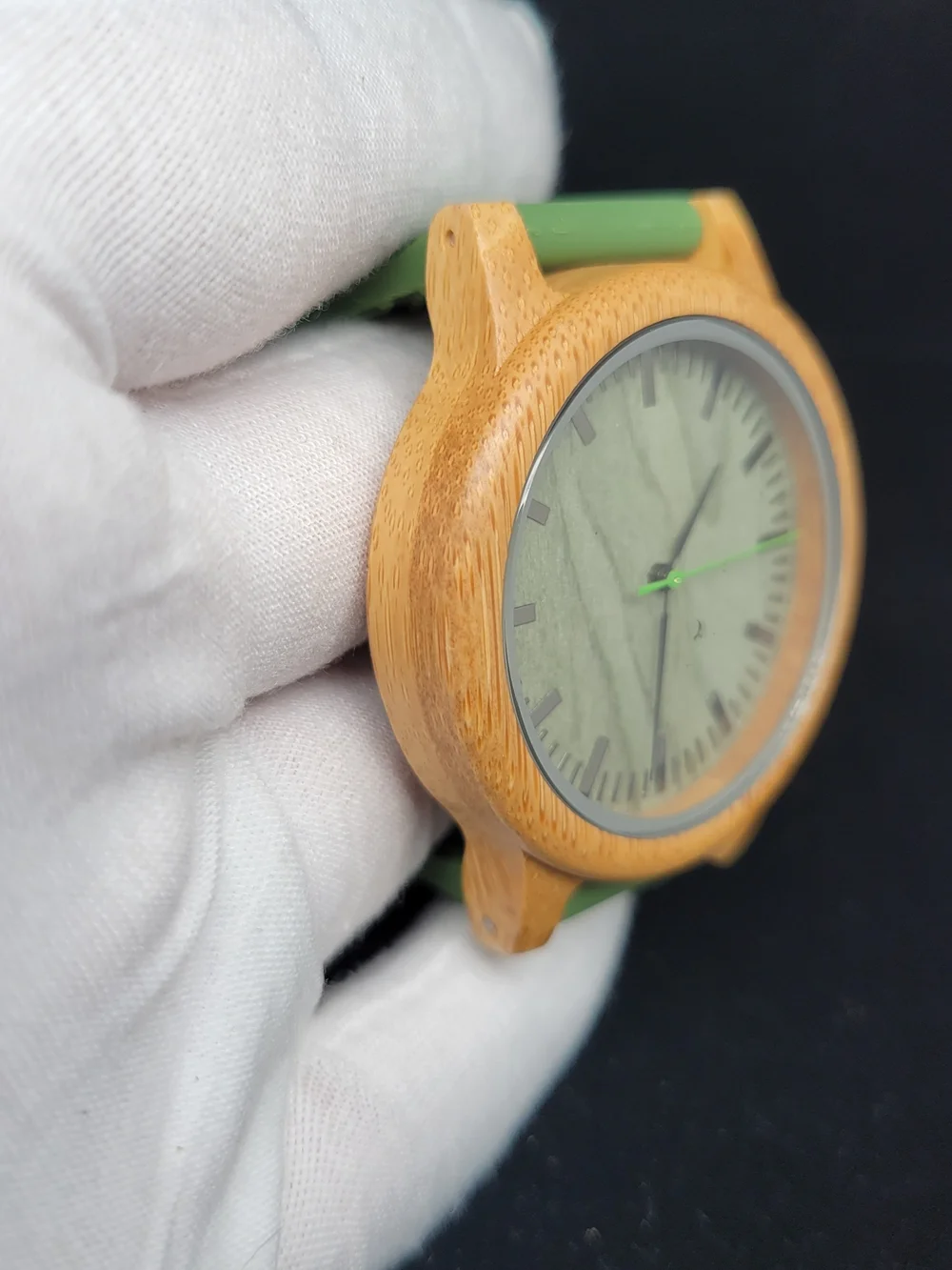 Minimalist Bamboo Watch with Green Dial and Strap